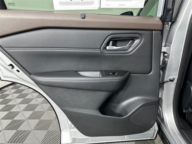 2023 Nissan Rogue SV Premium Package