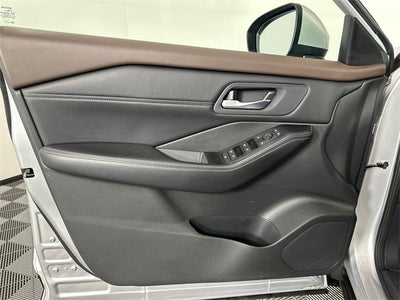 2023 Nissan Rogue SV Premium Package