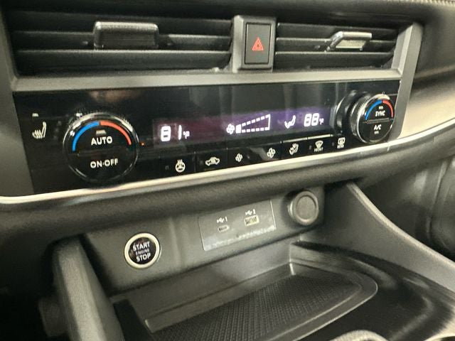 2023 Nissan Rogue SV Premium Package