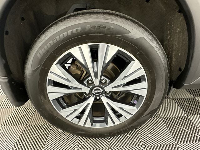 2023 Nissan Rogue SV Premium Package