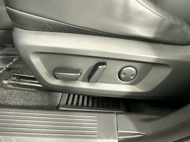 2023 Nissan Rogue SV Premium Package