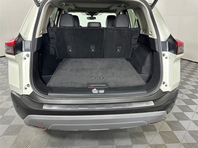 2023 Nissan Rogue SV Premium Package