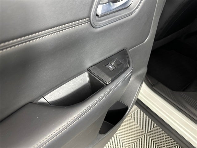 2023 Nissan Rogue SV Premium Package