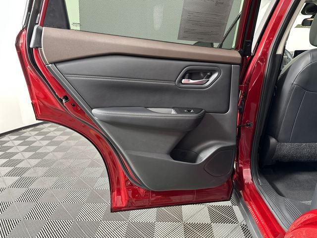 2023 Nissan Rogue SV Premium Package