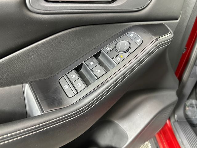 2023 Nissan Rogue SV Premium Package