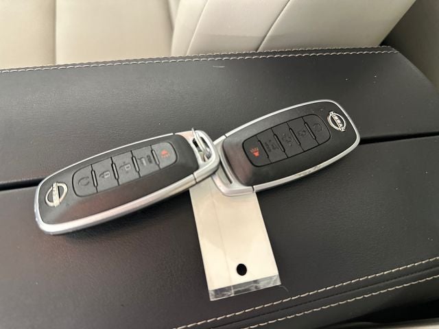 2023 Nissan Rogue SV Premium Package