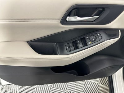 2023 Nissan Rogue SV Premium Package