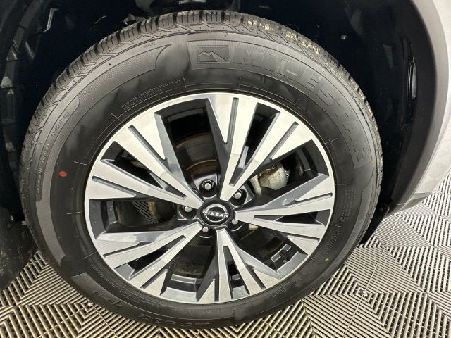 2023 Nissan Rogue SV Premium Package