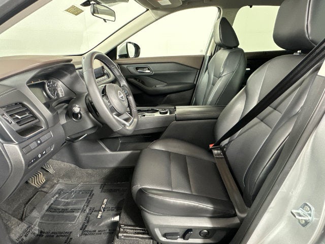 2023 Nissan Rogue SV Premium Package