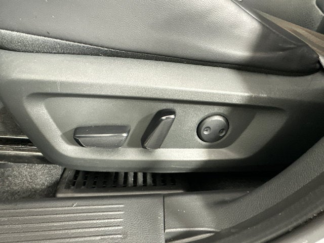 2023 Nissan Rogue SV Premium Package