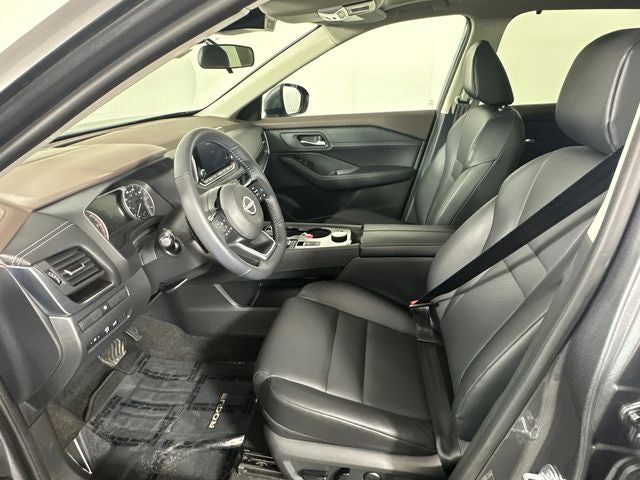 2023 Nissan Rogue SV Premium Package