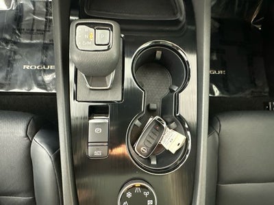2023 Nissan Rogue SV Premium Package