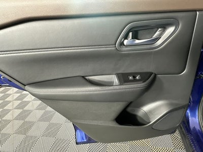 2023 Nissan Rogue SV Premium Package