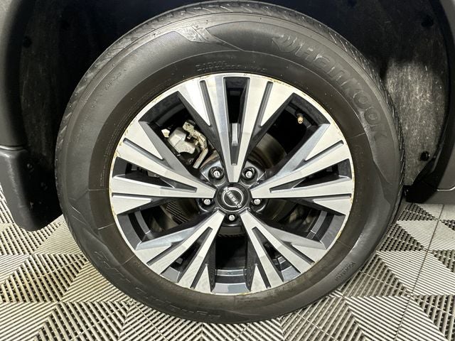 2023 Nissan Rogue SV Premium Package