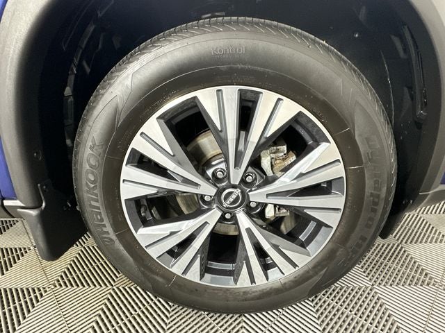 2023 Nissan Rogue SV Premium Package