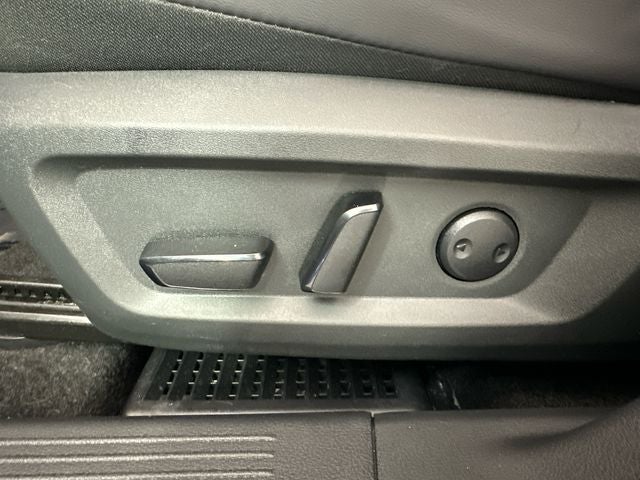 2023 Nissan Rogue SV Premium Package