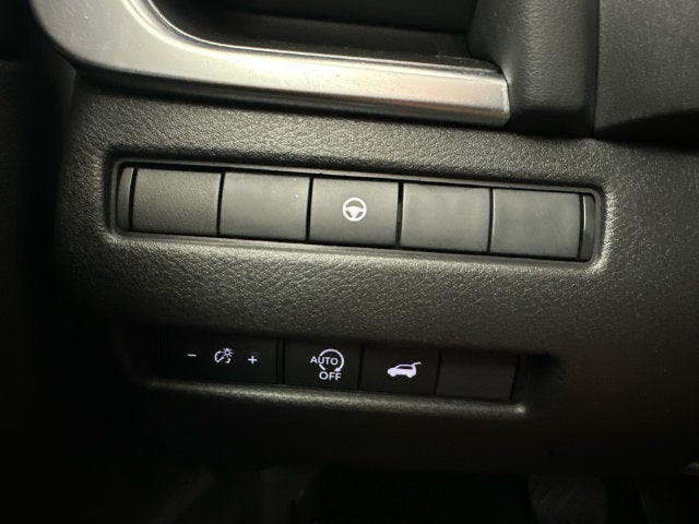 2023 Nissan Rogue SV Premium Package
