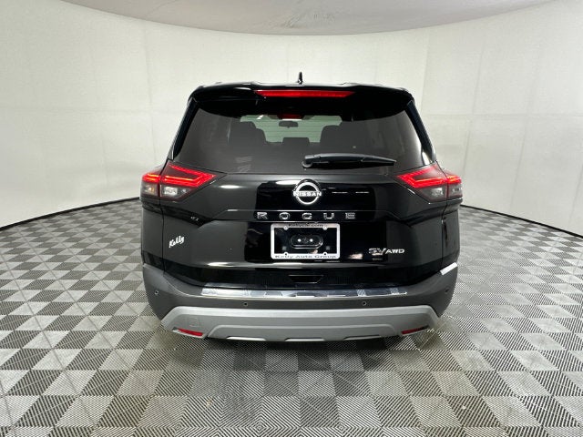 2023 Nissan Rogue SV Premium Package