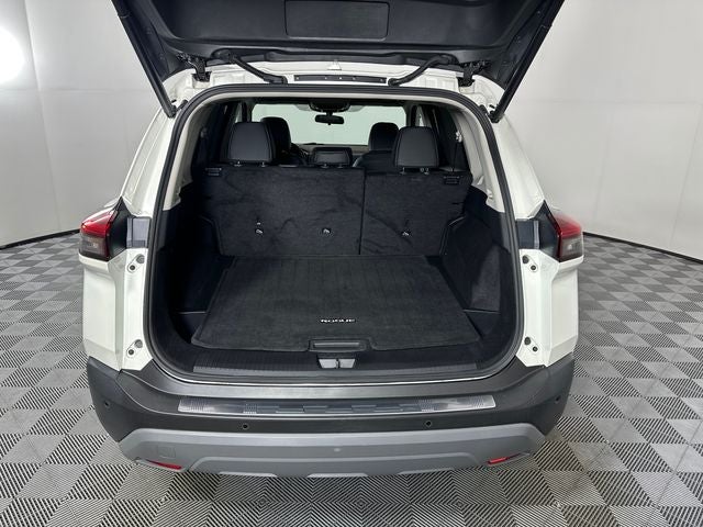2023 Nissan Rogue SV Premium Package