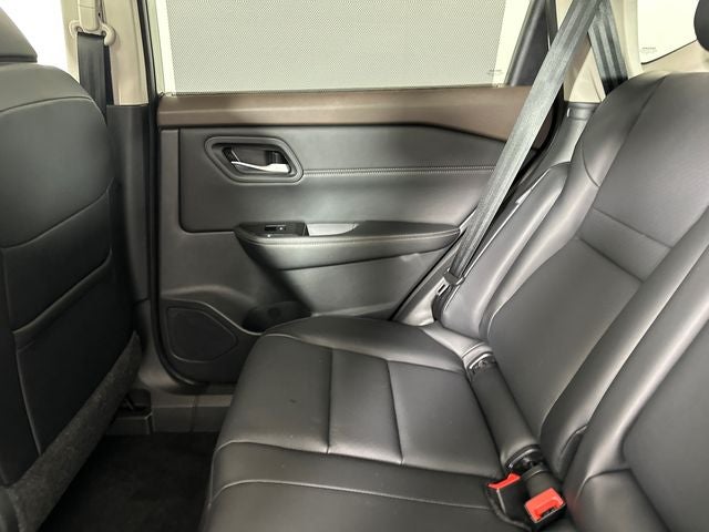 2023 Nissan Rogue SV Premium Package