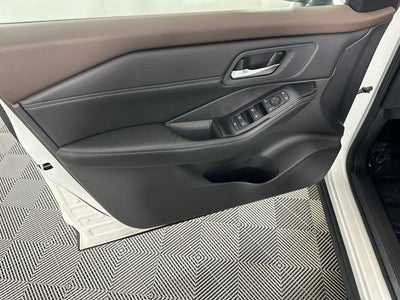 2023 Nissan Rogue SV Premium Package