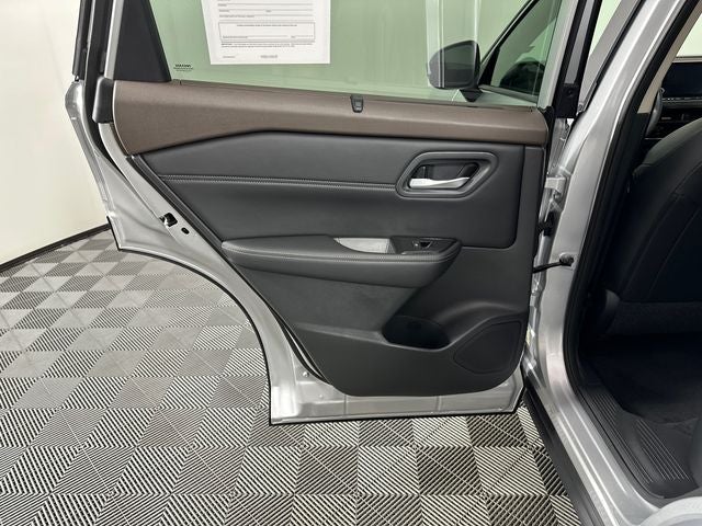 2023 Nissan Rogue SV Premium Package