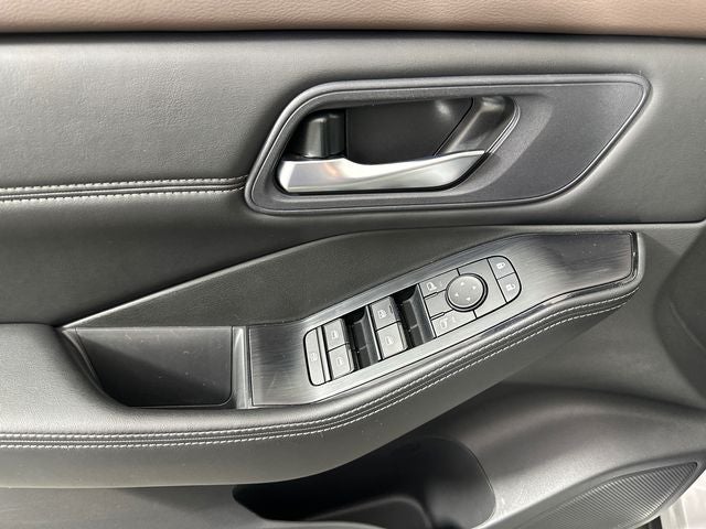 2023 Nissan Rogue SV Premium Package