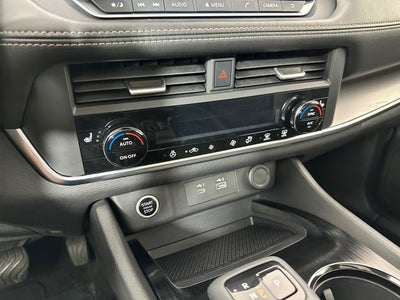2023 Nissan Rogue SV Premium Package
