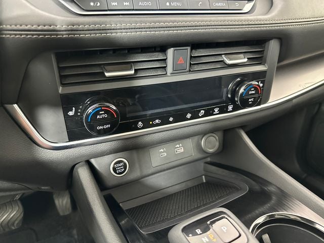 2023 Nissan Rogue SV Premium Package