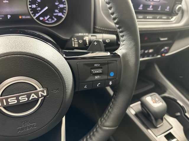 2023 Nissan Rogue SV Premium Package