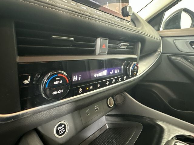 2023 Nissan Rogue SV Premium Package