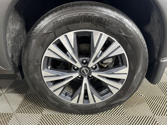 2023 Nissan Rogue SV Premium Package