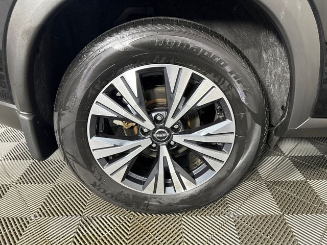 2023 Nissan Rogue SV Premium Package
