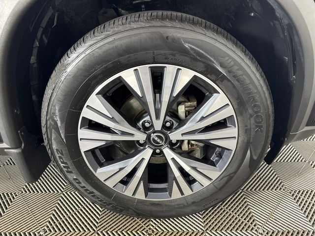 2023 Nissan Rogue SV Premium Package