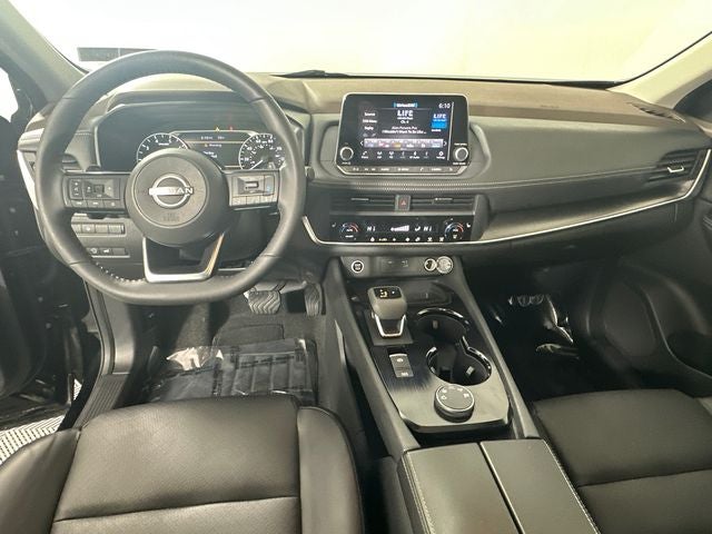 2023 Nissan Rogue SV Premium Package