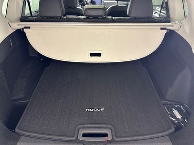 2025 Nissan Rogue SV Premium Package