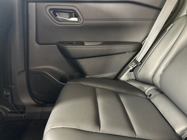 2025 Nissan Rogue SV Premium Package