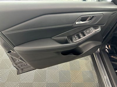 2025 Nissan Rogue SV Premium Package