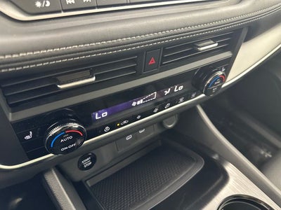 2025 Nissan Rogue SV Premium Package