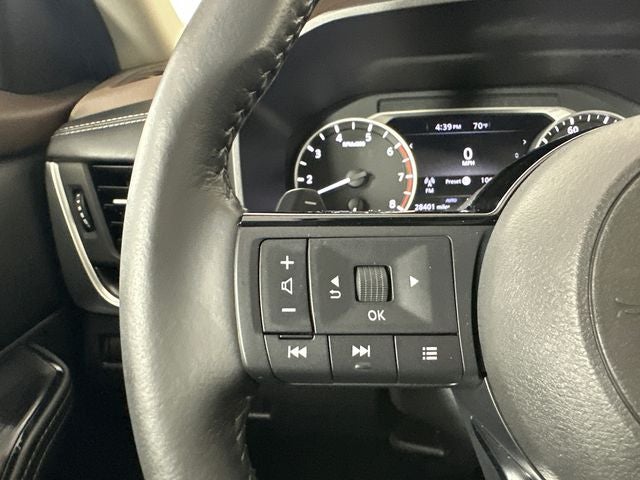 2023 Nissan Rogue SV Premium Package
