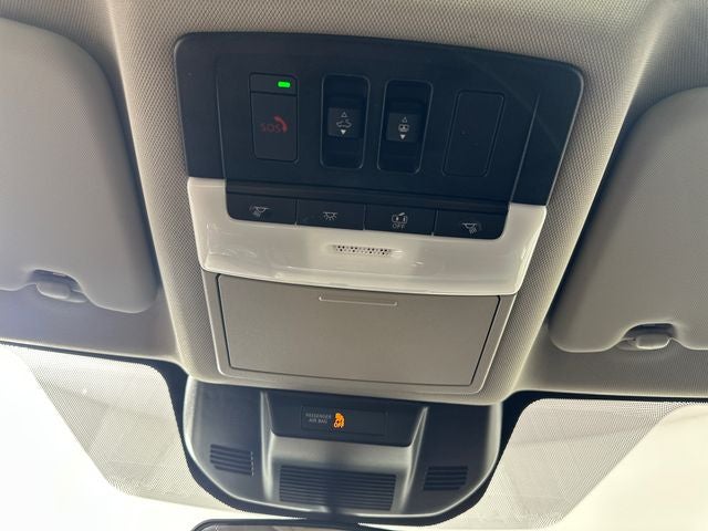 2023 Nissan Rogue SV Premium Package