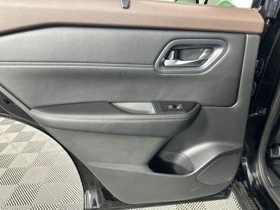 2023 Nissan Rogue SV Premium Package