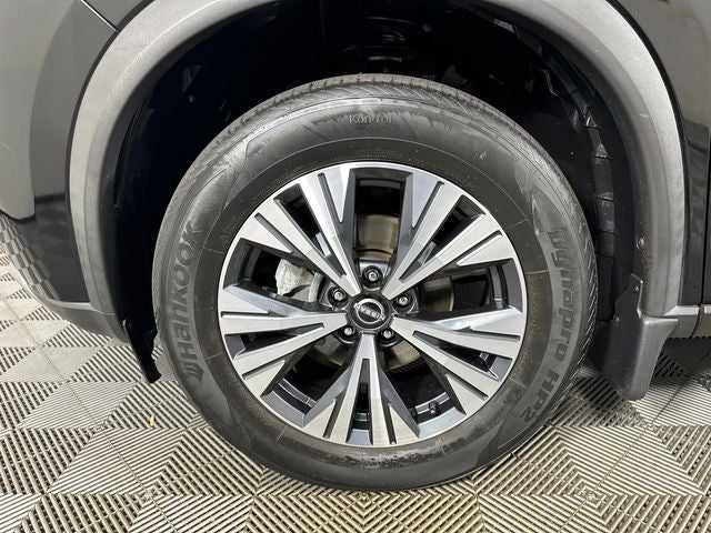 2023 Nissan Rogue SV Premium Package