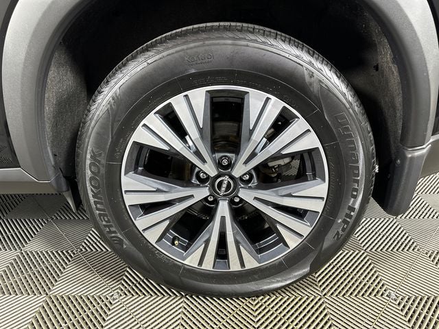 2023 Nissan Rogue SV Premium Package