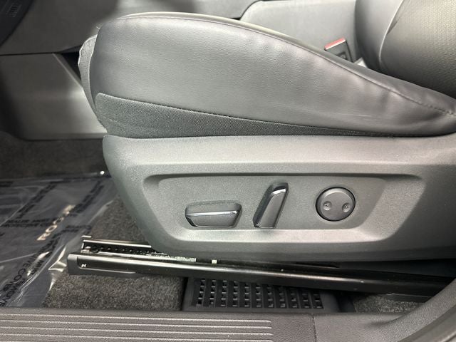 2023 Nissan Rogue SV Premium Package