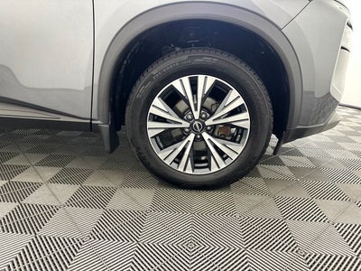 2023 Nissan Rogue SV Premium Package