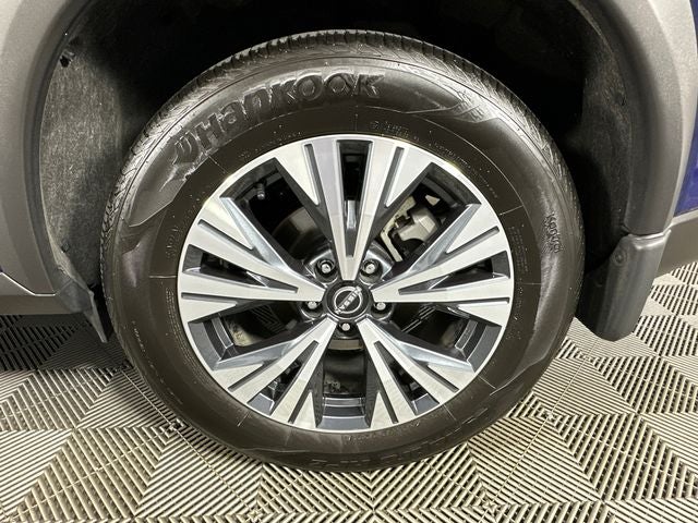 2023 Nissan Rogue SV Premium Package