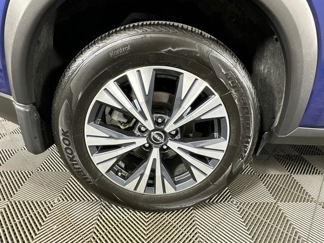 2023 Nissan Rogue SV Premium Package