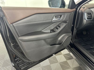 2023 Nissan Rogue SV Premium Package
