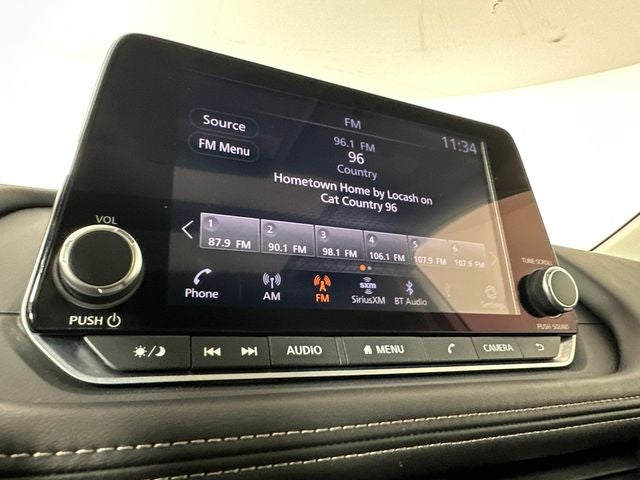 2023 Nissan Rogue SV Premium Package